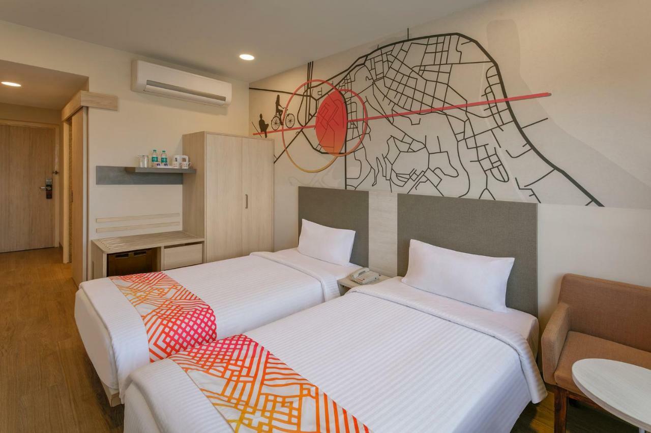 Ginger Sanand Hotel Luaran gambar